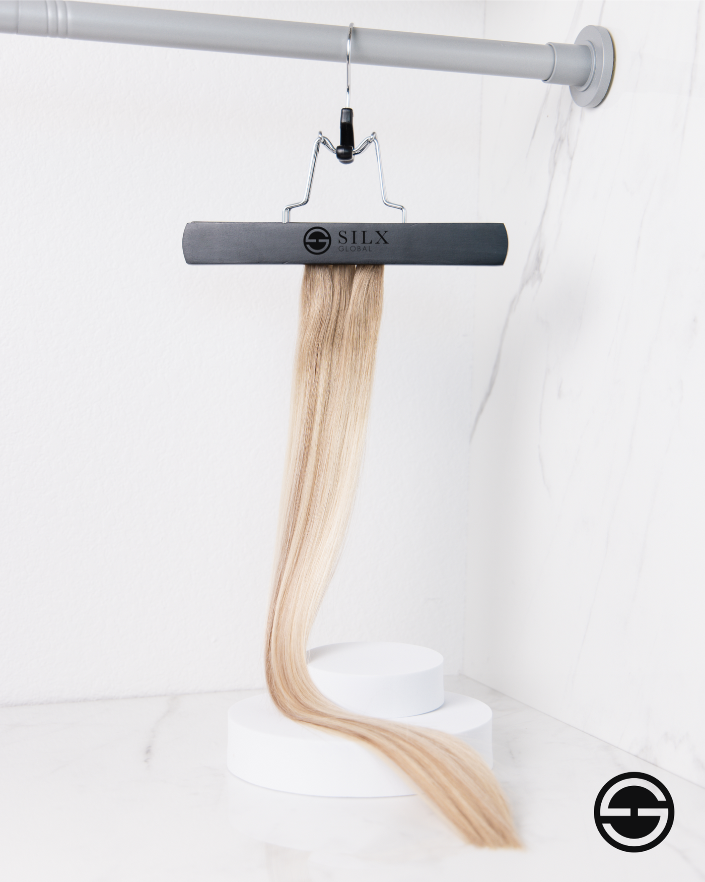 LUXE Clip-In Hair Extensions | B9.1/60a - Princess