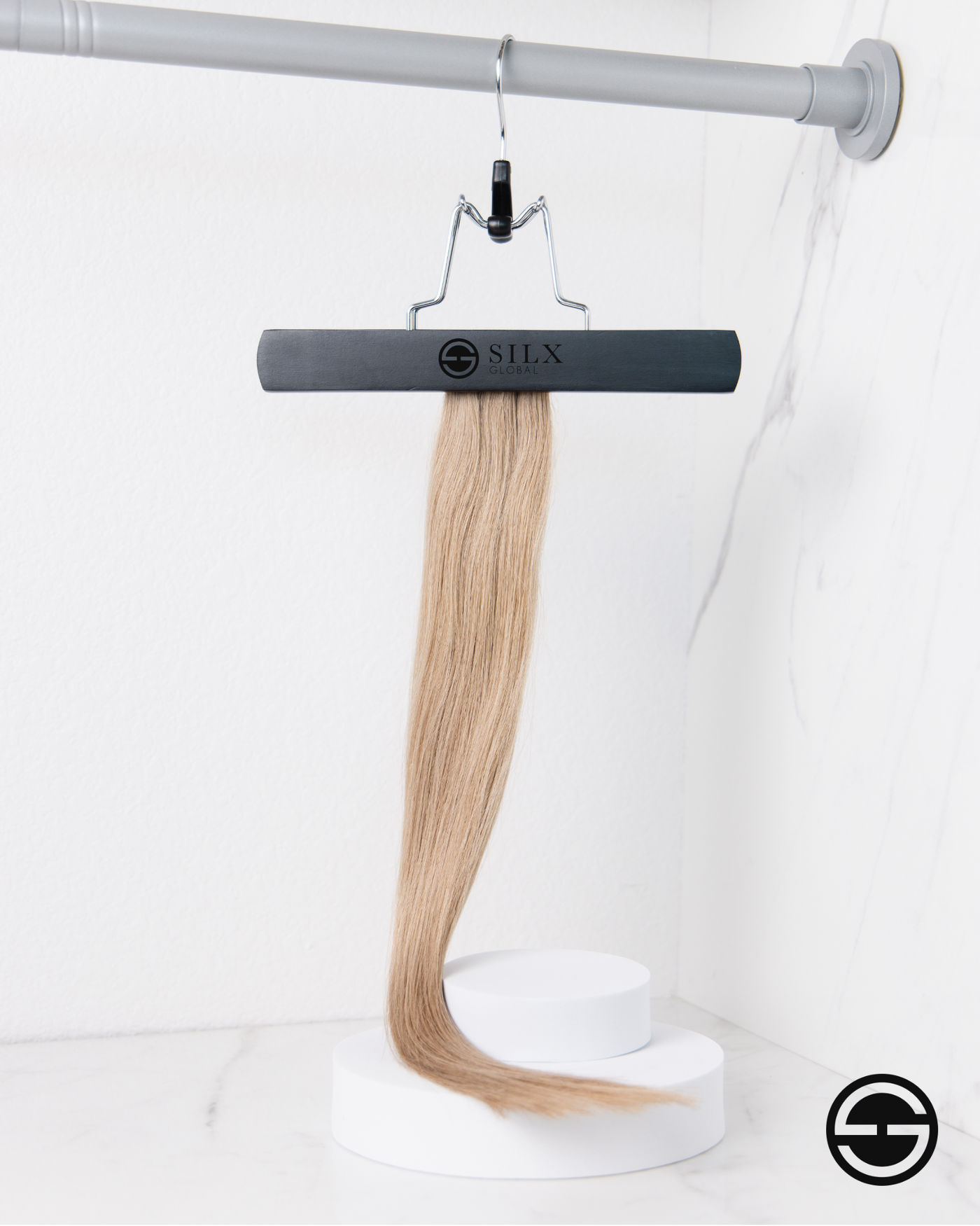 LUXE Clip-In Hair Extensions | 9.1 - Kitten