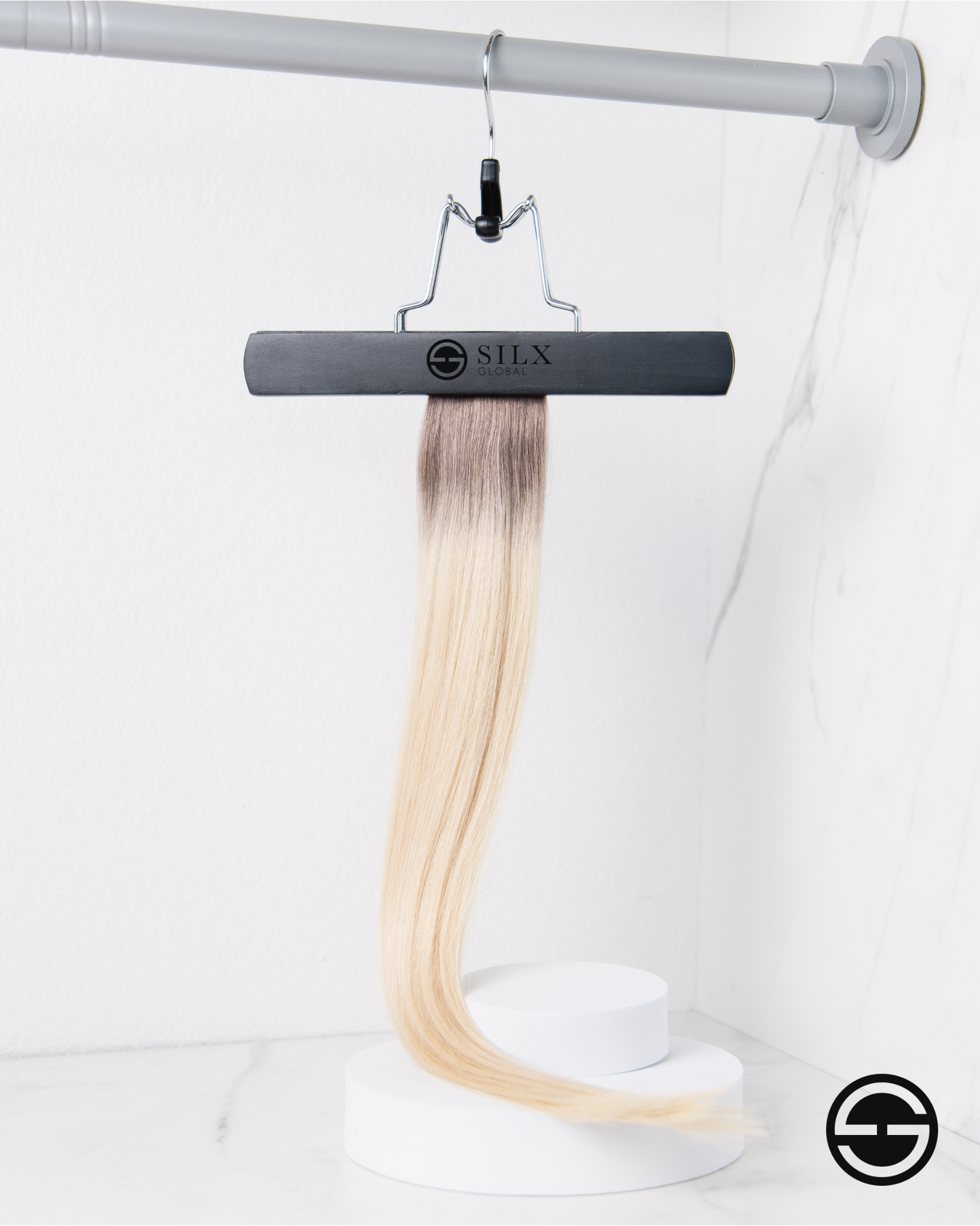 LUXE Clip-In Hair Extensions | T8.1/60a - Kiss Me