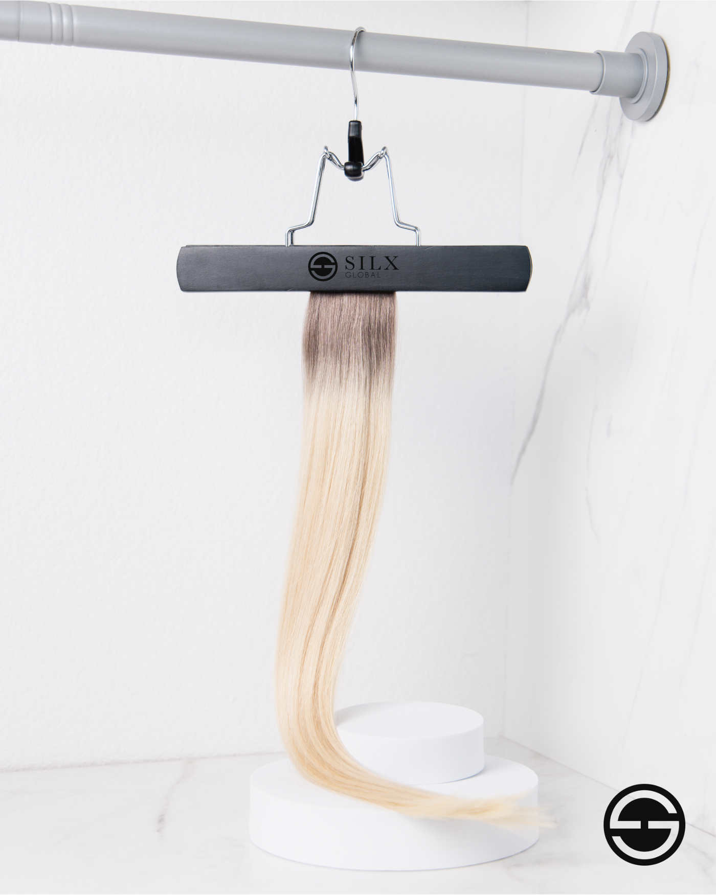 LUXE Clip-In Hair Extensions | T8.1/60a - Kiss Me
