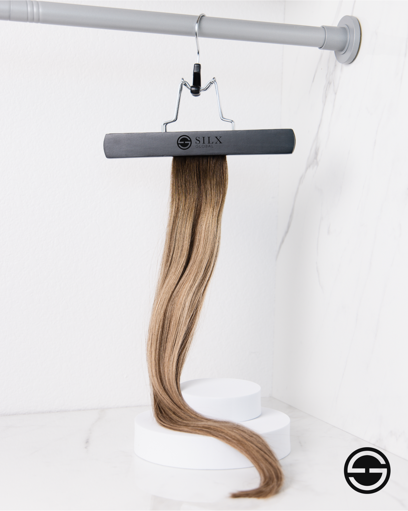 LUXE Clip-In Hair Extensions | B4/18 - Goddess